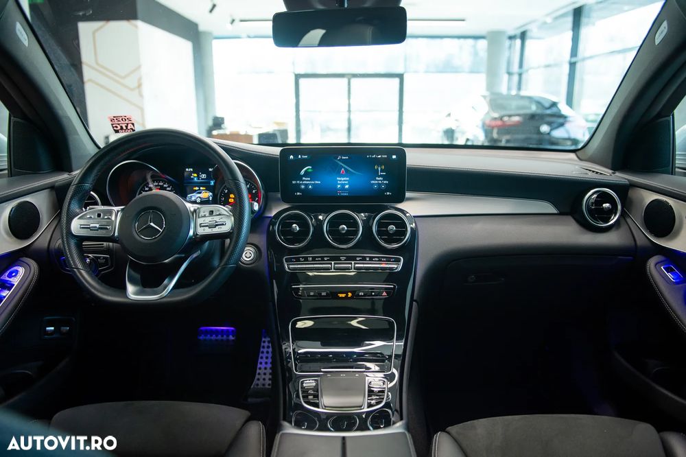 Mercedes-Benz GLC Coupe 300 e 4MATIC - 7