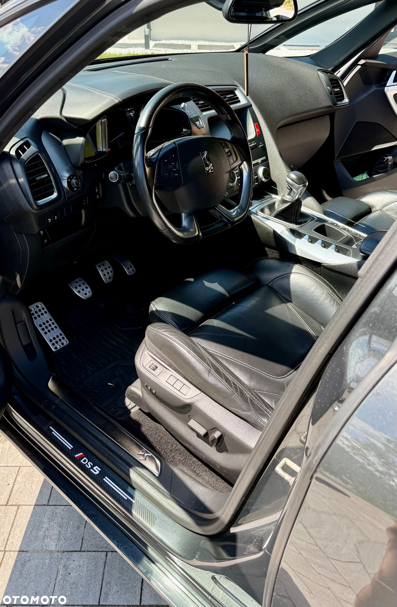 DS Automobiles DS 5 - 9