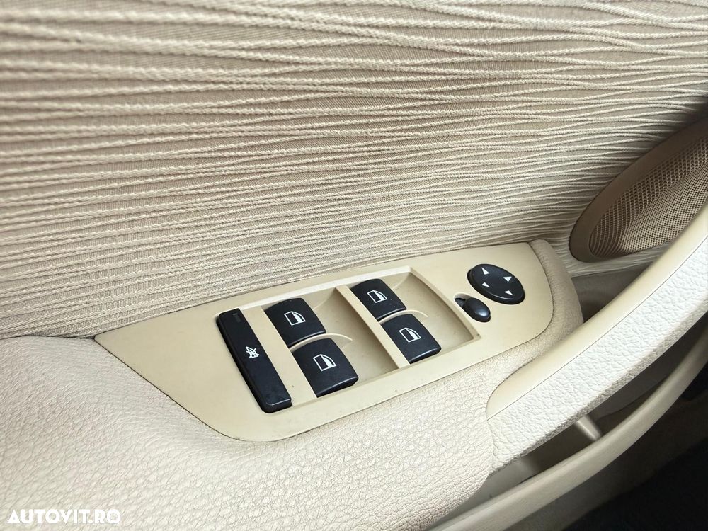 BMW X1 - 23