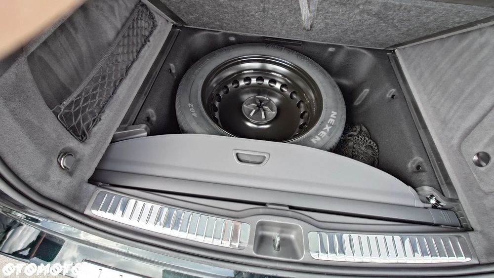 Mercedes-Benz GLE - 26