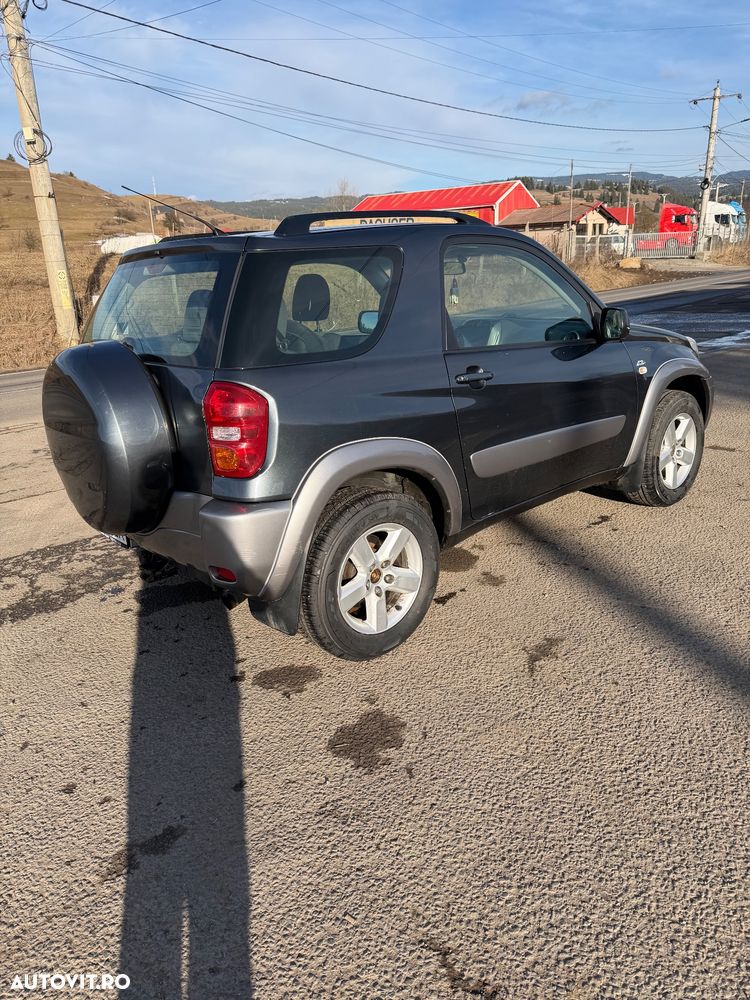 Toyota RAV4 D-4D 4x4 - 4