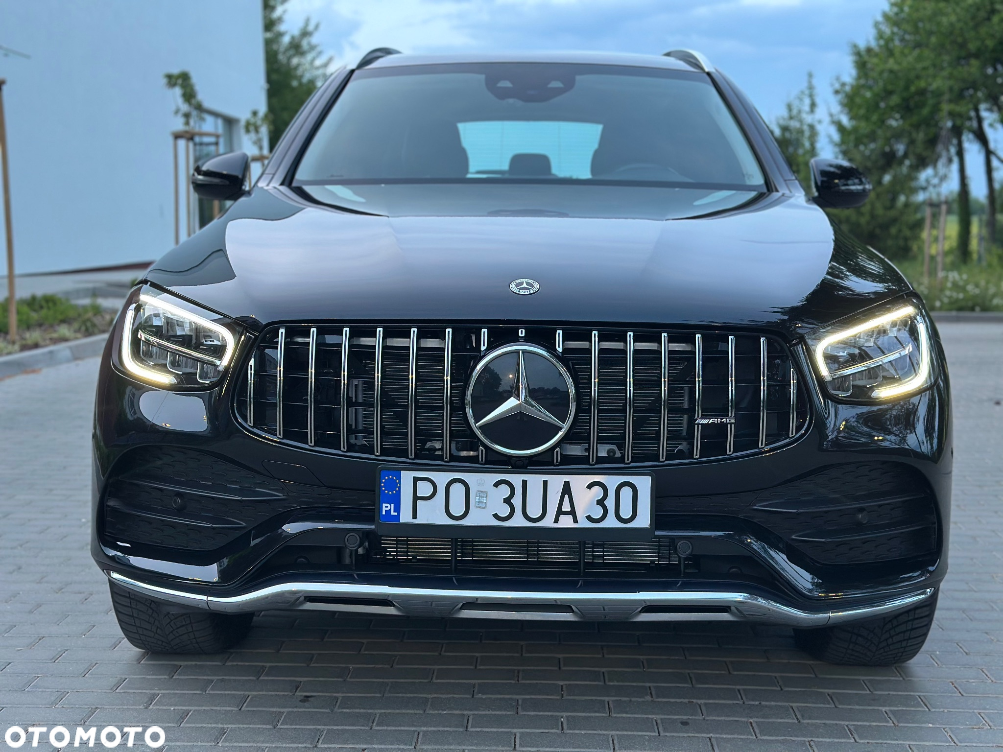 Mercedes-Benz GLC 300 d 4Matic 9G-TRONIC AMG Line Plus - 13