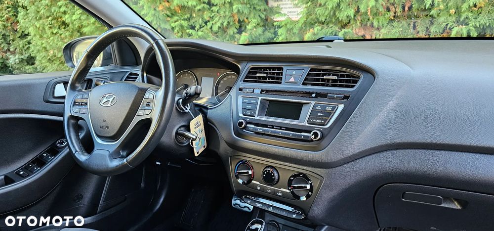 Hyundai i20 1.4 Automatik Style - 30