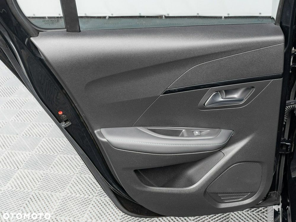 Peugeot 208 1.2 PureTech Allure Pack S&S EAT8 - 24