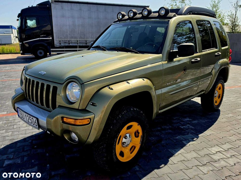 Jeep Liberty - 1