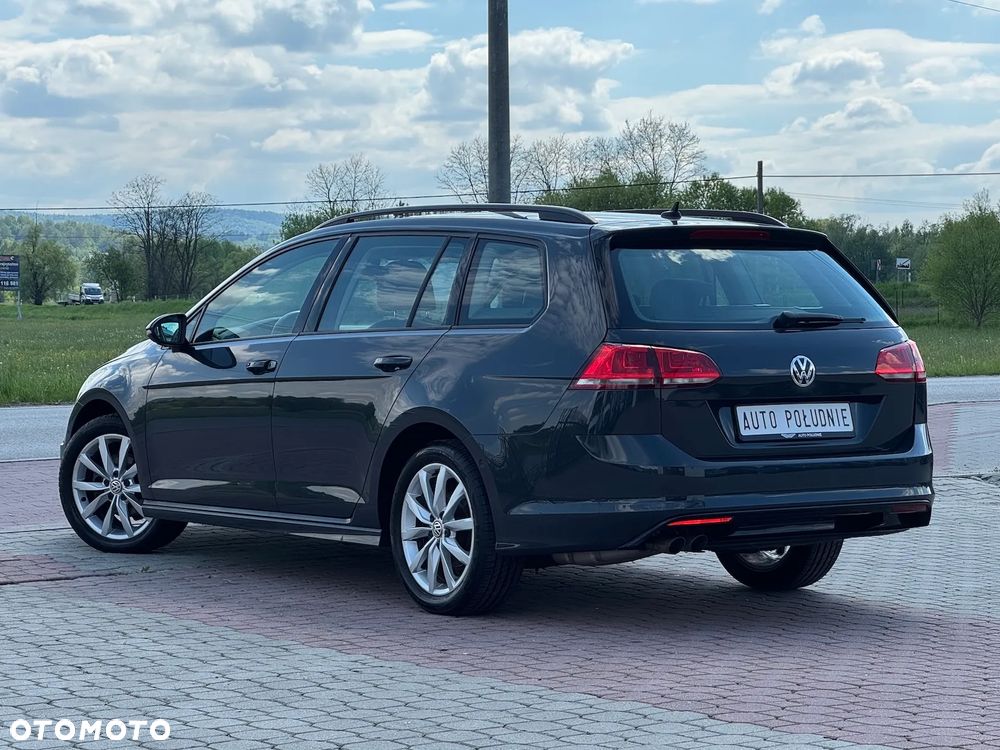 Volkswagen Golf - 4