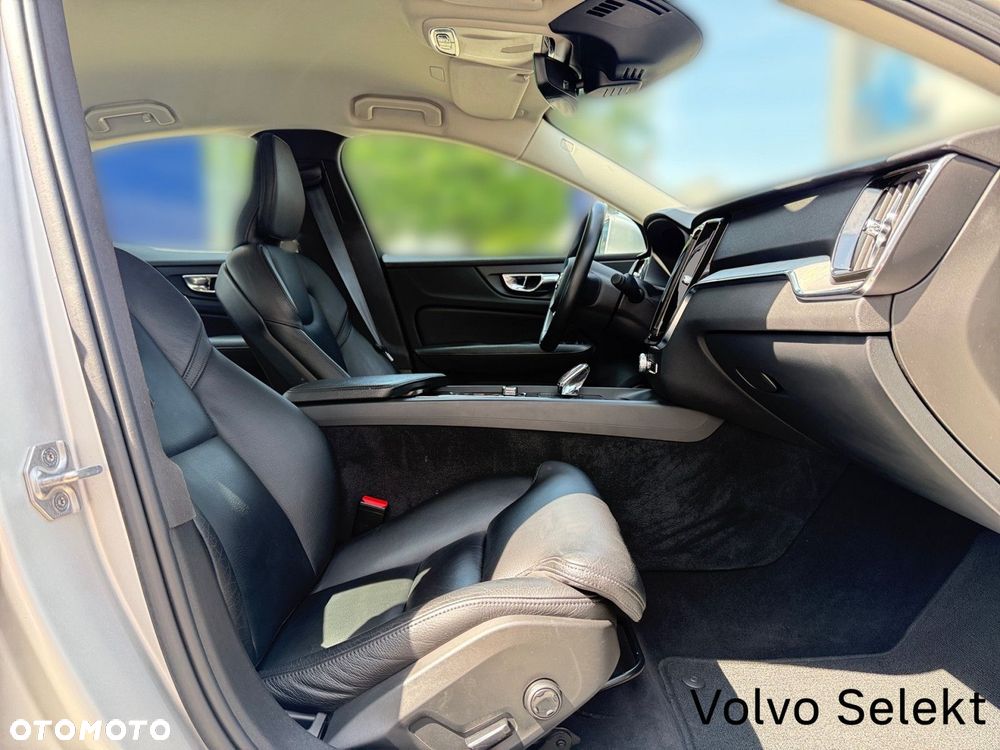 Volvo S60 - 25