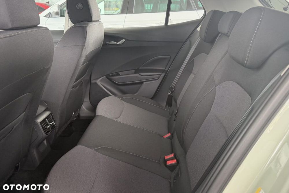 Skoda Fabia 1.0 TSI Drive DSG - 12