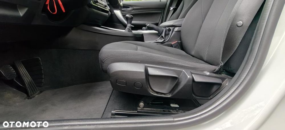 BMW Seria 1 116i Edition Metropolitan - 15