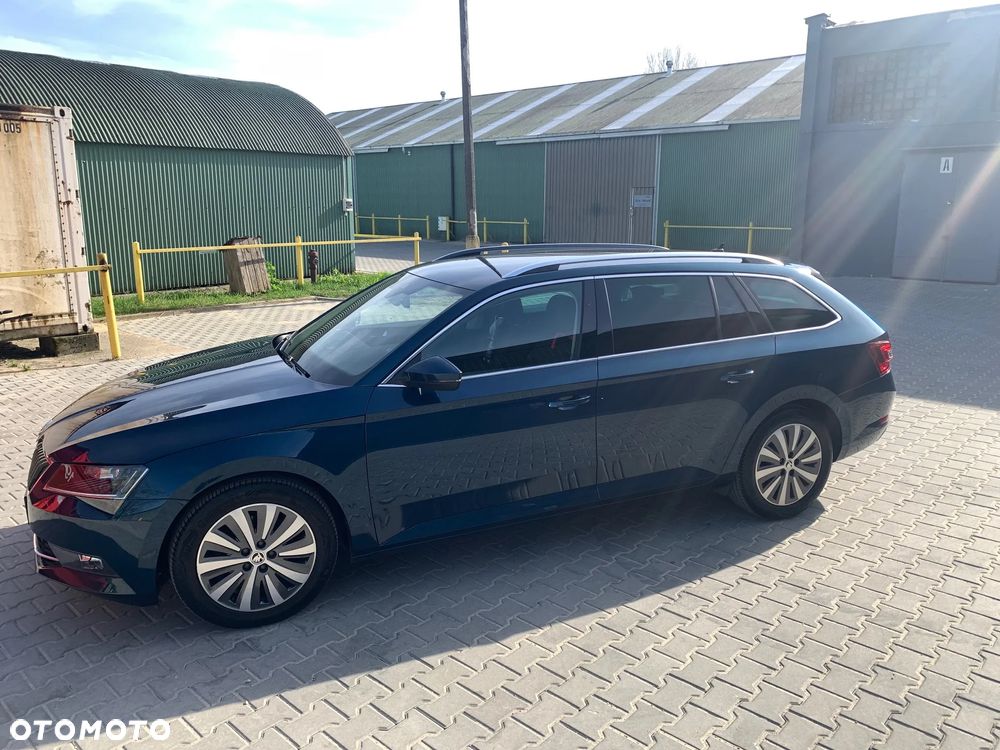 Skoda Superb 2.0 TDI DSG Active - 7