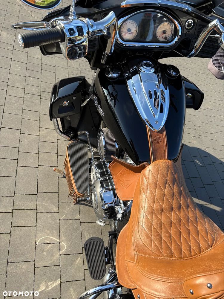 Indian Roadmaster - 14