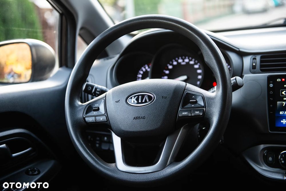 Kia Rio 1.2 Business Line - 28