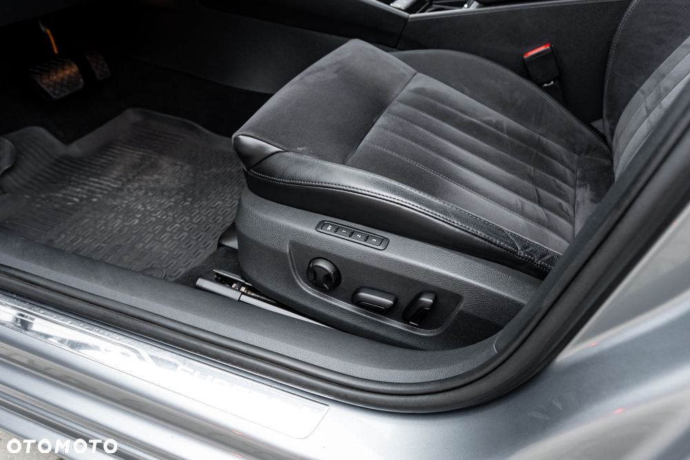 Skoda Superb 2.0 TDI DSG Ambition - 20