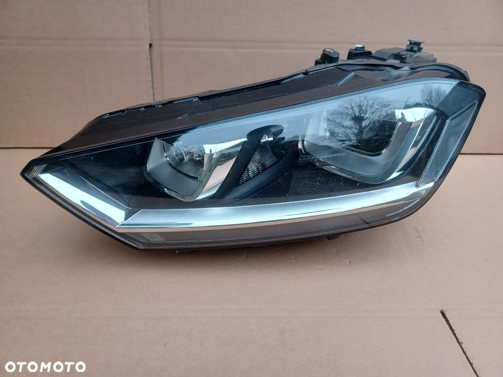 Bi-xenon przedni lewy VW Sportsvan lampa 517941031B