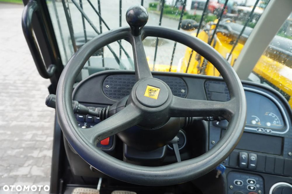 JCB 535-95 / 3,5 t / zasięg 9,5 m / joystick_235561 - 29