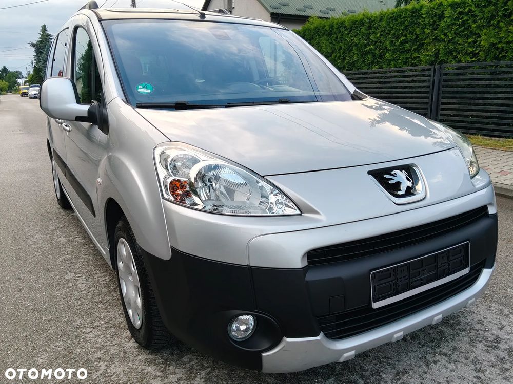 Peugeot Partner 110 Tendance mit Familien-Paket - 6