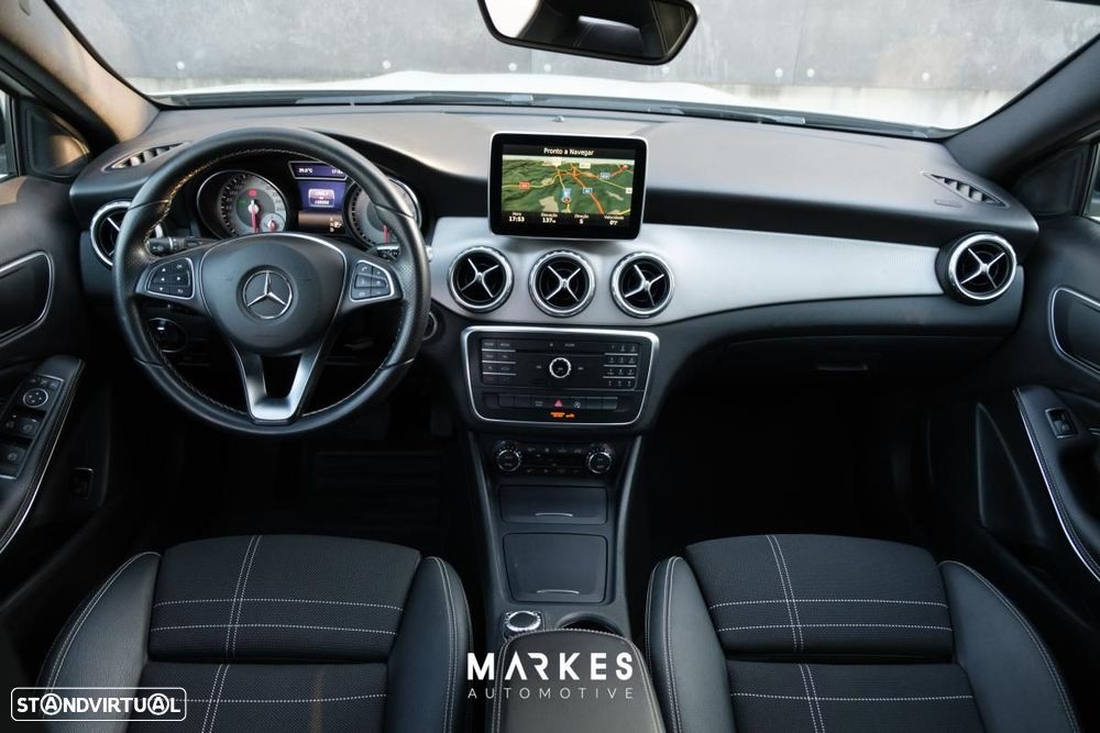 Mercedes-Benz GLA 220 d 7G-DCT Urban - 6