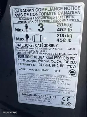 Sea-Doo SPARK TRIXX 3UP - 8