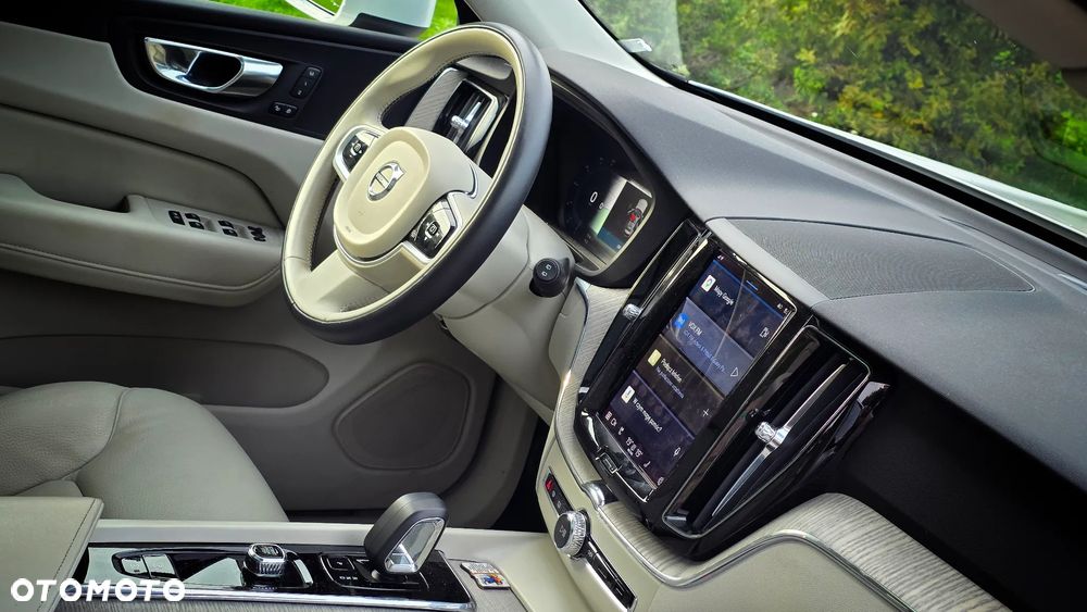 Volvo XC 60 B5 B AWD Geartronic Inscription - 26