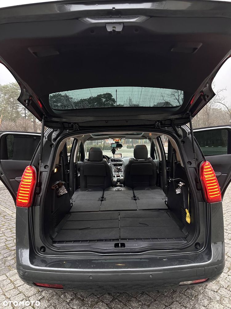 Peugeot 5008 1.6 HDi Premium - 12