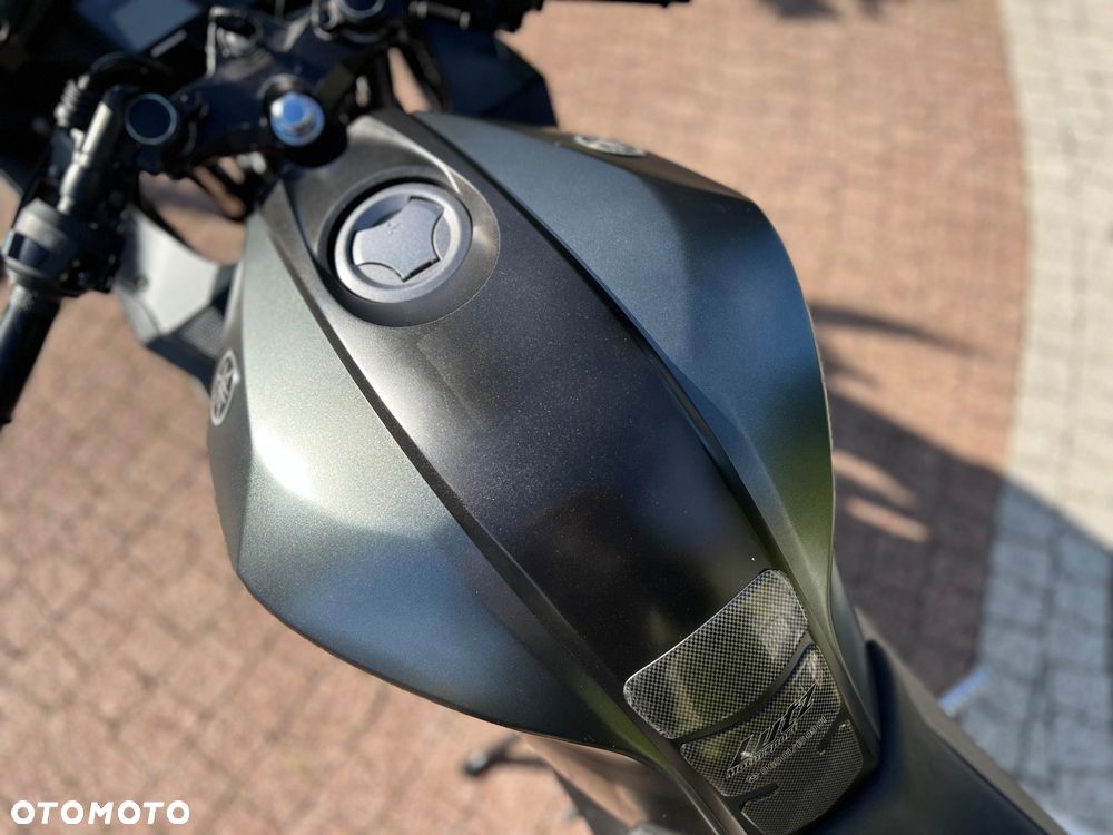 Yamaha YZF - 30