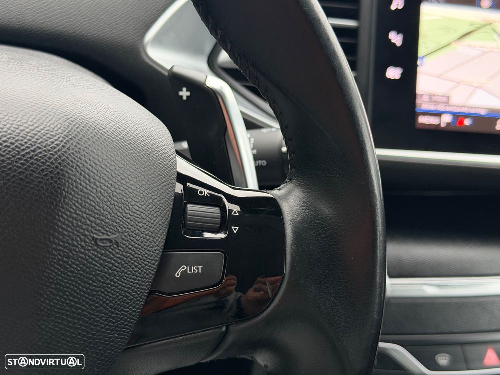 Peugeot 308 SW BlueHDi 130 EAT8 Style - 21