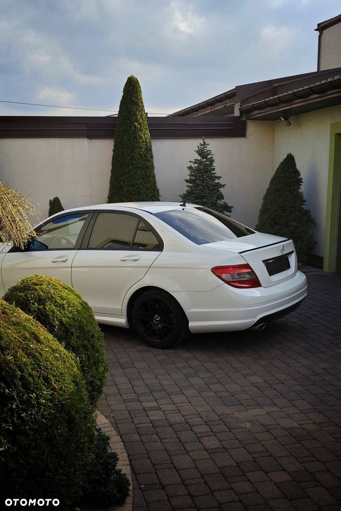 Mercedes-Benz Klasa C 180 Kompressor Classic - 8