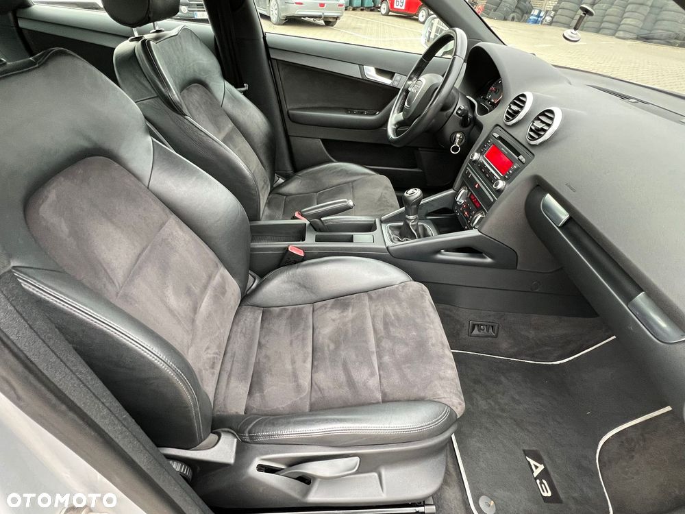 Audi A3 Sportback 2.0 TDI Ambition - 16