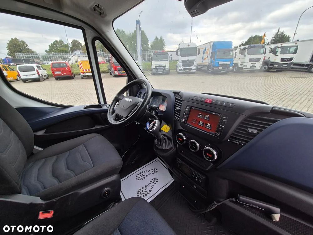 Iveco Daily 35S16 Hi-Matic / AUTOMAT / CHŁODNIA / MITSUBISHI / 1WŁ / BEZWYPADKOWY / ORYG. PRZEBIEG / STAN BARDZO DOBRY / W PEŁNI SPRAWNY / EURO 6 / WEBASTO / WINDA ZEPRO - 21