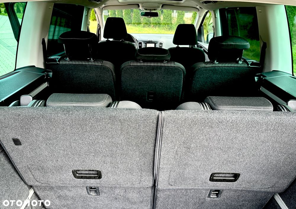 Seat Alhambra 2.0 TDI Ecomotive 4Kids - 24