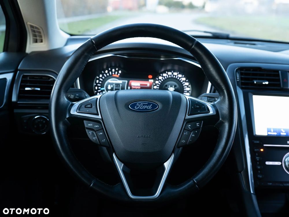 Ford Mondeo 2.0 EcoBlue Titanium - 22