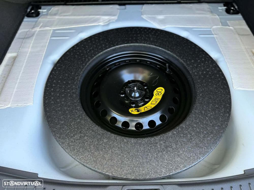 Ford Focus SW 1.0 SCTi Titanium Best - 33