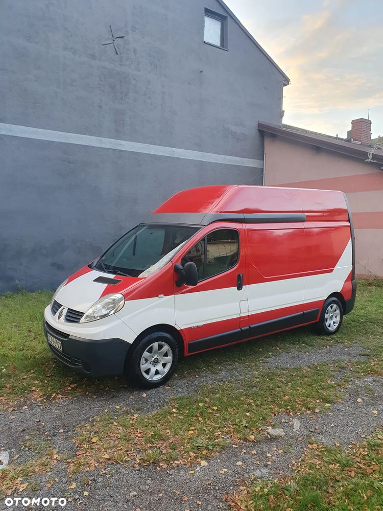 Renault Trafic - 2