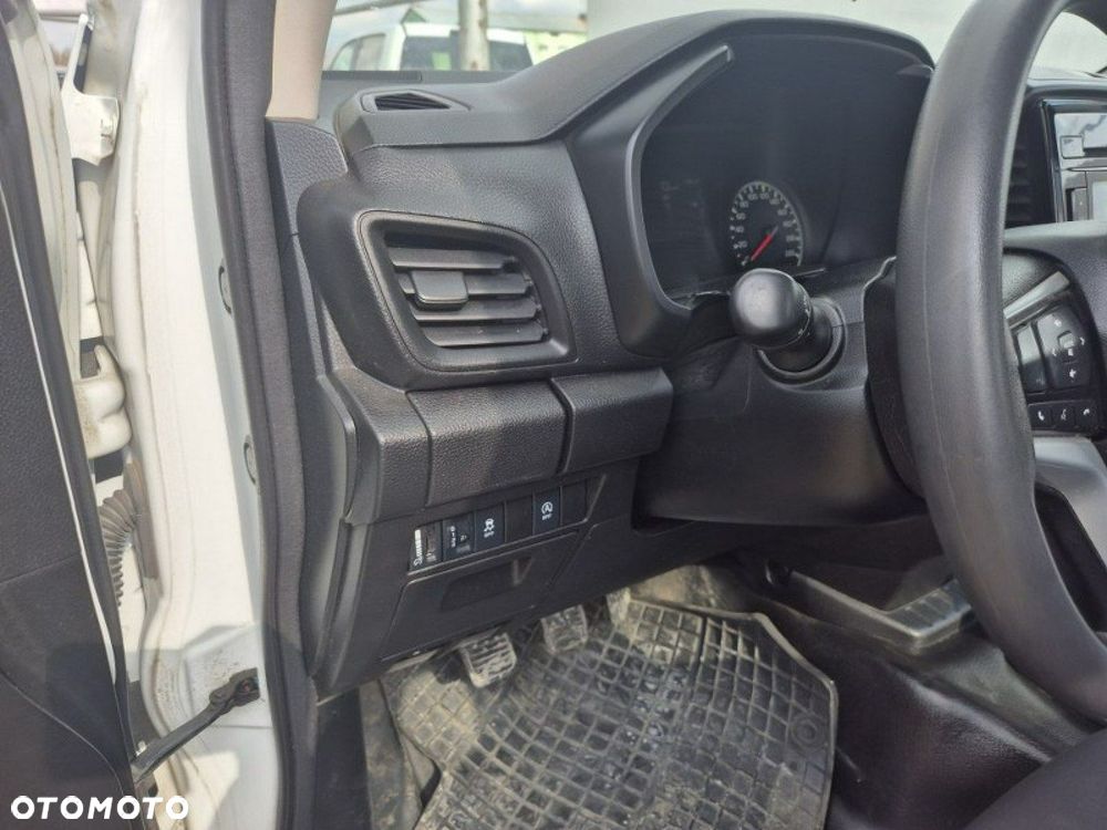 Isuzu D-Max - 10