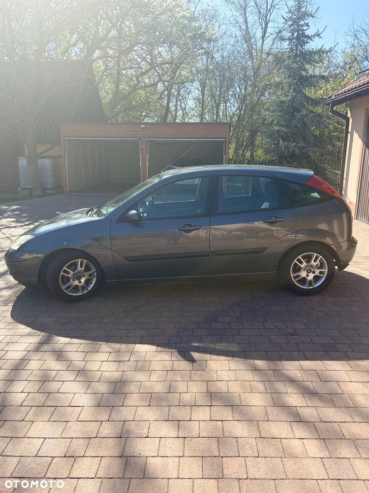 Ford Focus 1.8 TDCi Futura - 3