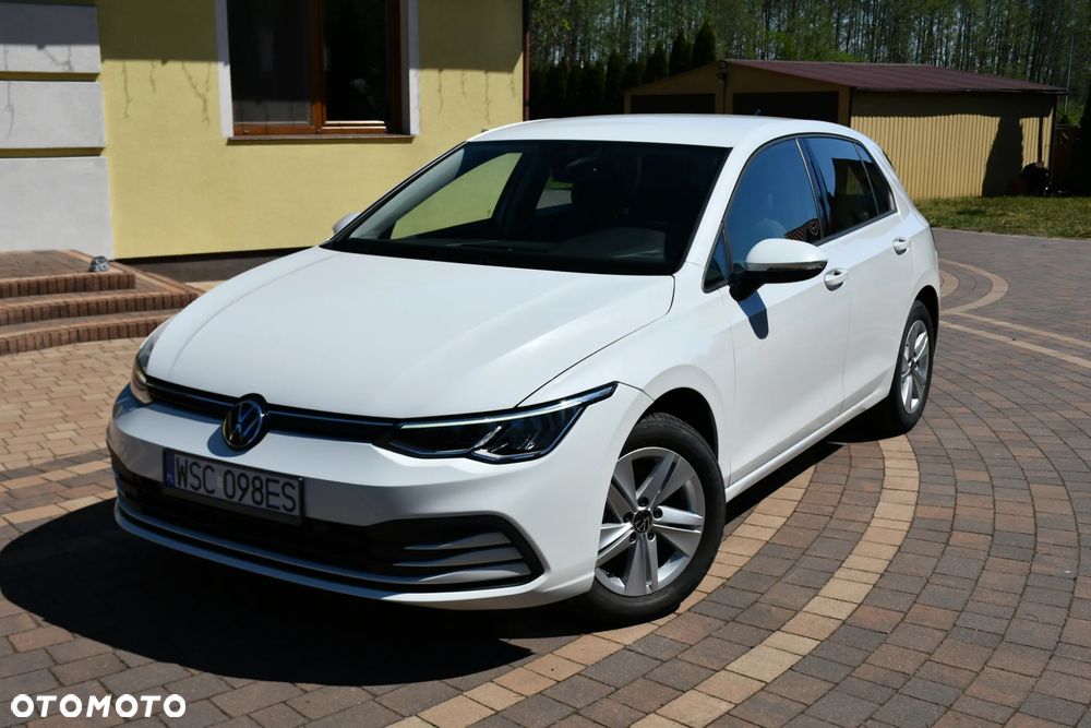 Volkswagen Golf 1.0 eTSI Life DSG - 10