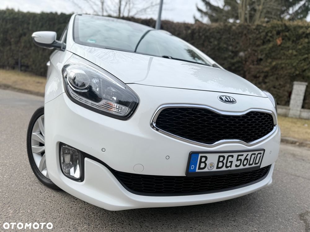 Kia Carens 1.7 CRDi 141 ISG Dream-Team Edition - 1