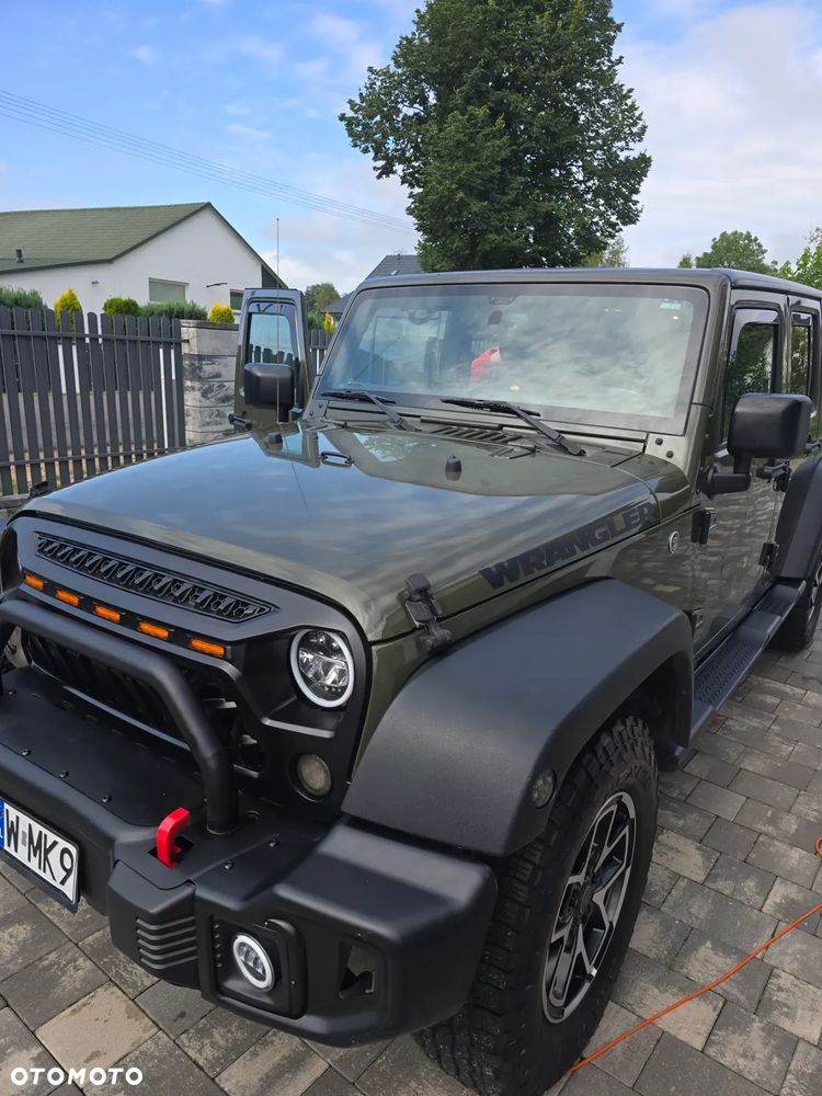 Jeep Wrangler - 24