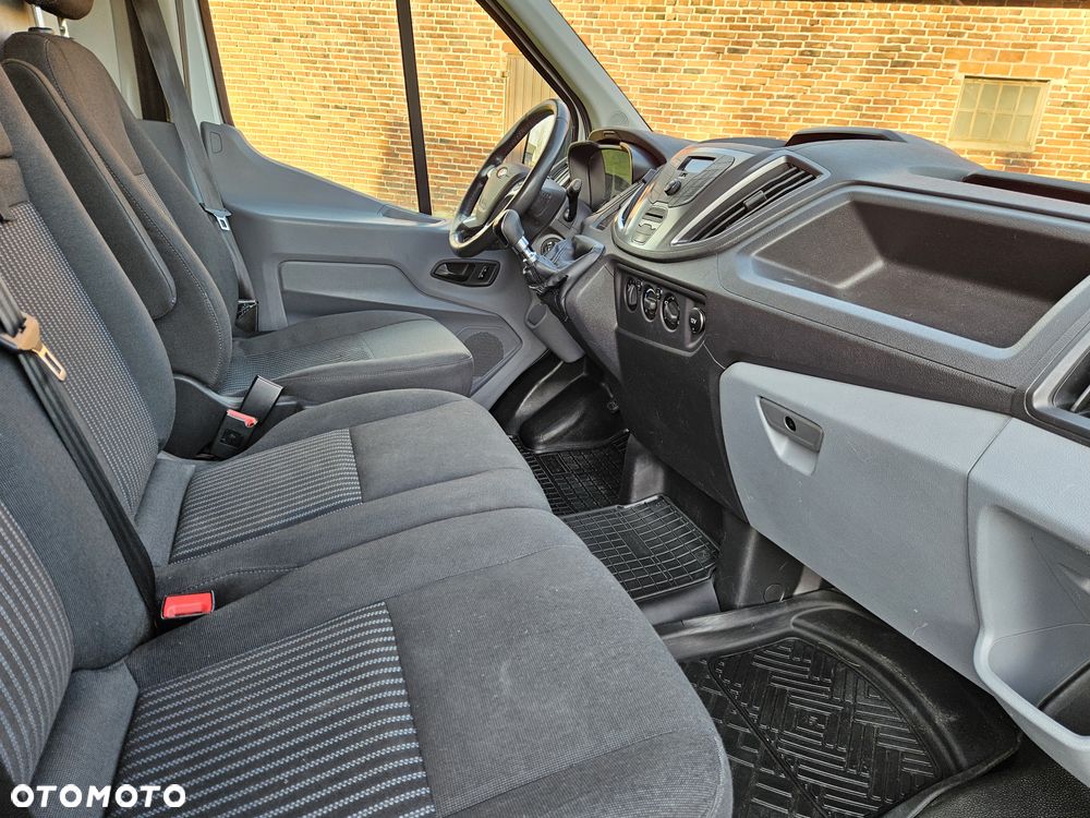 Ford Transit - 16