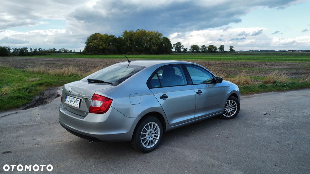 Skoda RAPID - 10