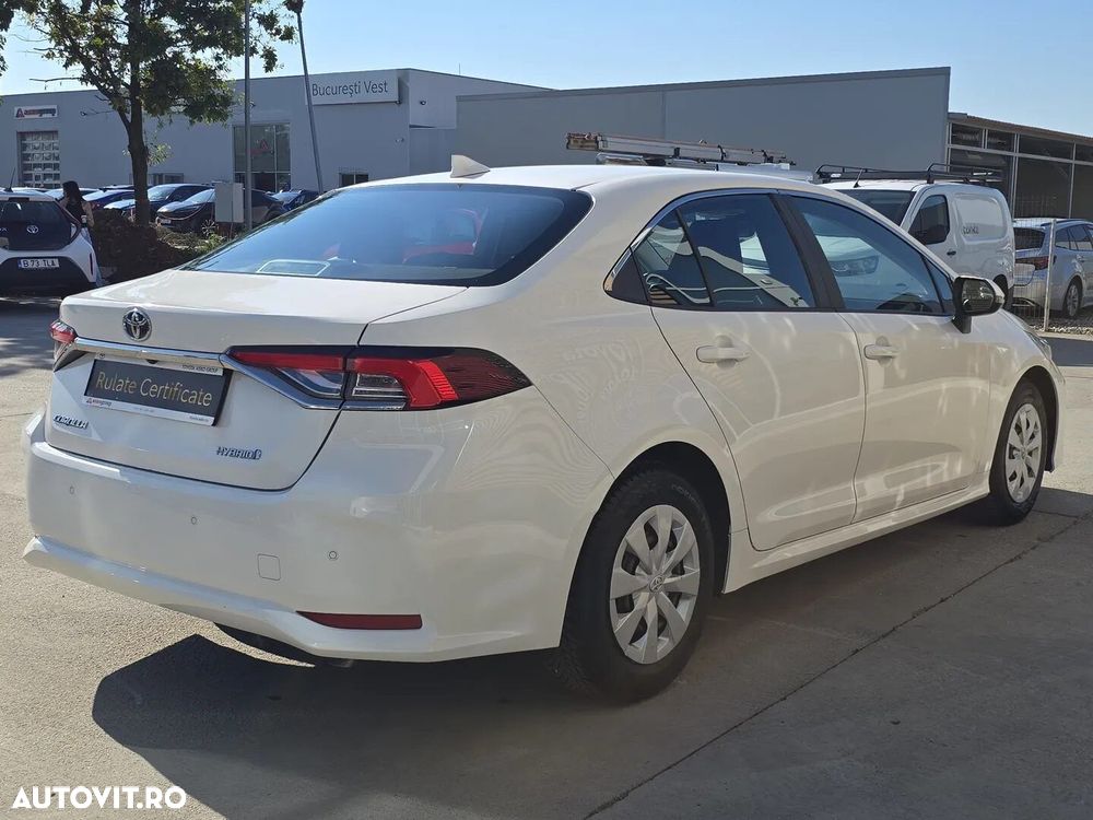 Toyota Corolla - 5