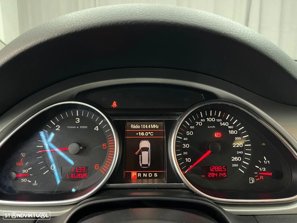 Audi Q7 3.0 TDI Tiptronic - 23