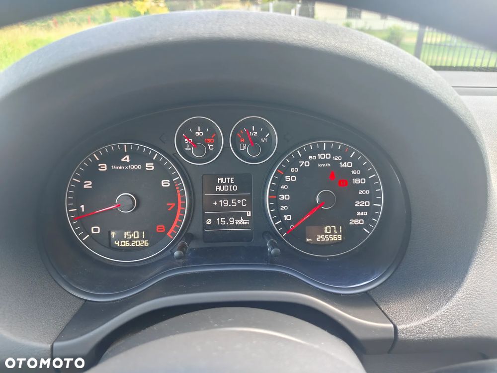 Audi A3 Sportback 1.4 TFSI Attraction - 12