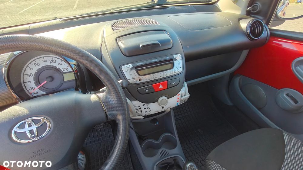 Toyota Aygo - 18