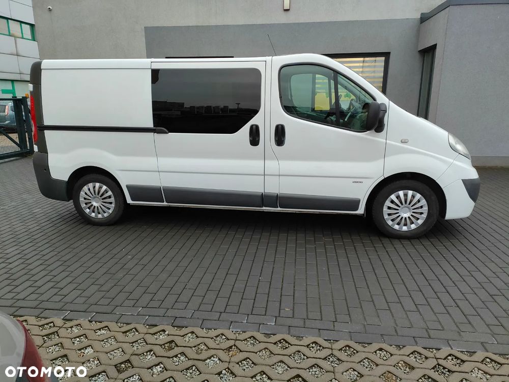 Opel VIVARO - 8