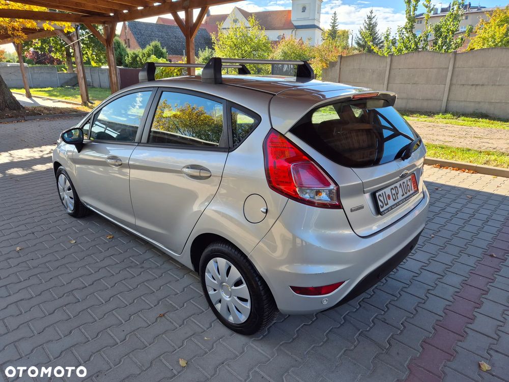 Ford Fiesta 2013 photo 4