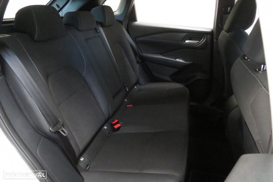 Nissan Qashqai 1.3 DIG-T Acenta LED+R - 22