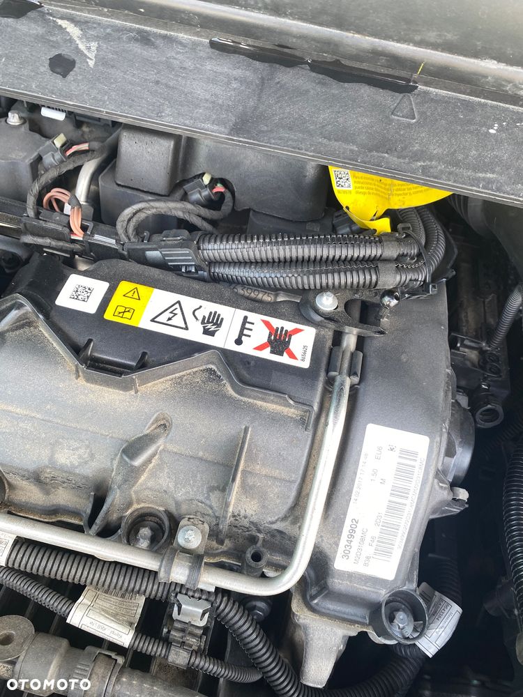 BMW Seria 2 218i - 14