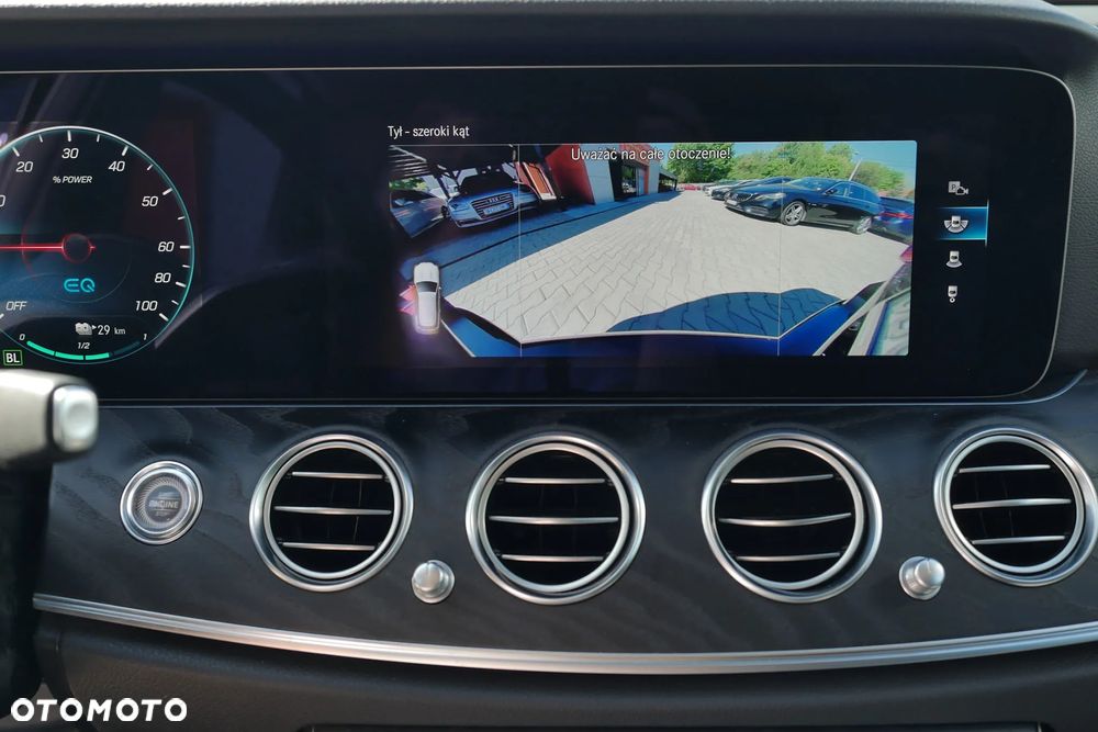 Mercedes-Benz Klasa E 300 T 9G-TRONIC Avantgarde - 10