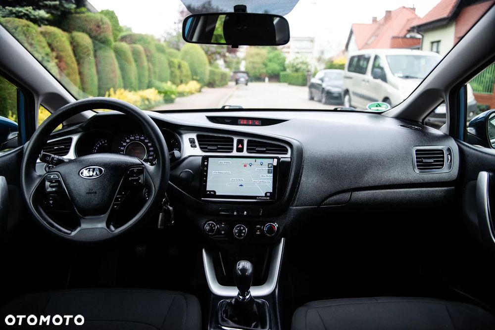 Kia Ceed 1.4 CVVT Vision - 34
